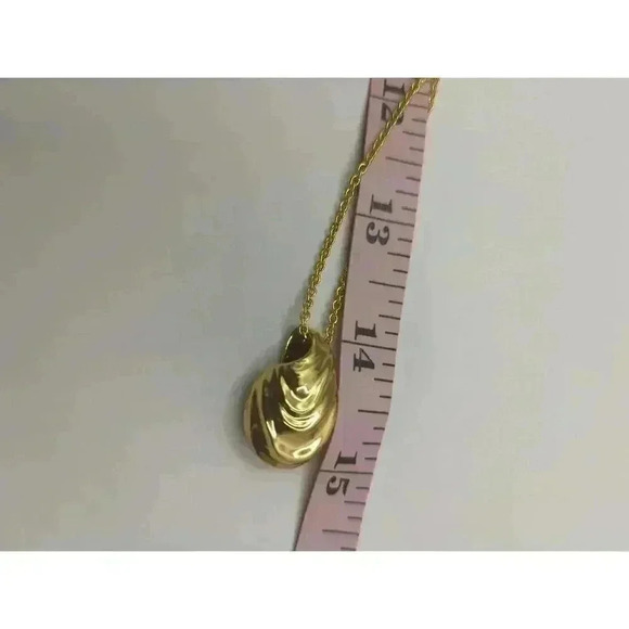 NWT J.Crew Gold Tone Modern Swirl Bea Pendant Necklace Reimagined BG684 One Size - Picture 4 of 5